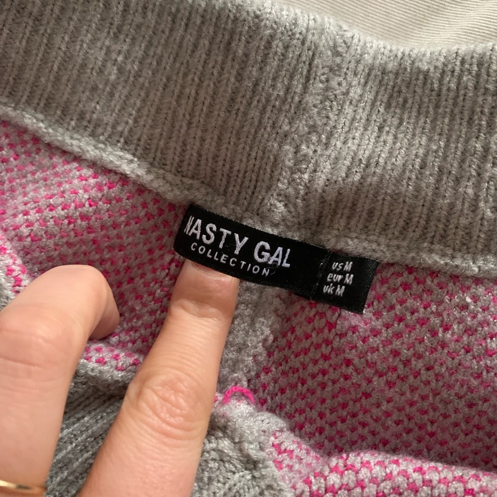 Nasty Gal Heart Fuzzy Lounge Shorts - Picture 3 of 3